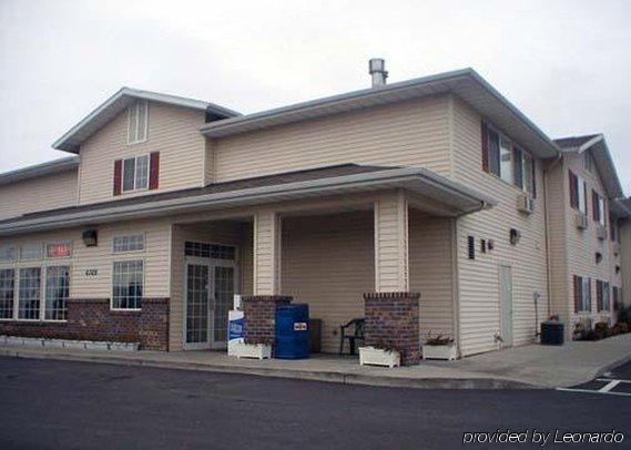 Rodeway Inn & Suites Spokane Exterior photo